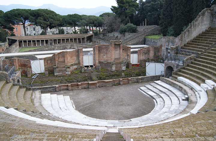 Tour delle zone panoramiche di Napoli fino a Pompei
